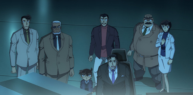 퍼시픽 부이에 모인 경찰들