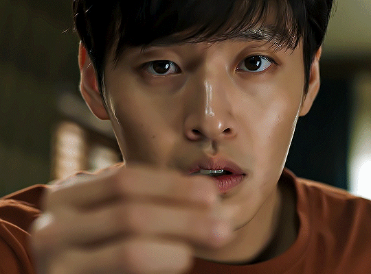 기억의 밤 강하늘