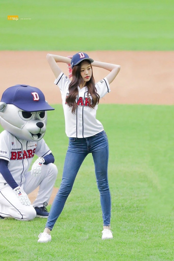 원영 두산 시구