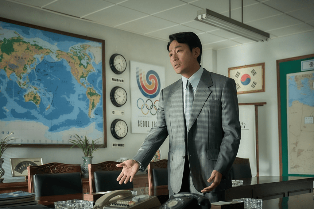 비공식작전 하정우