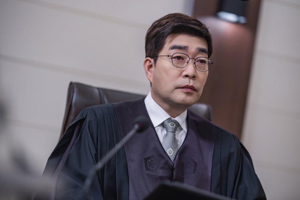 유어 아너 뜻 존경하는 재판장님